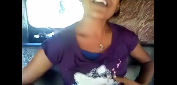  desi sexy gf show boobs and pussy to bf in tuk-tuk -video